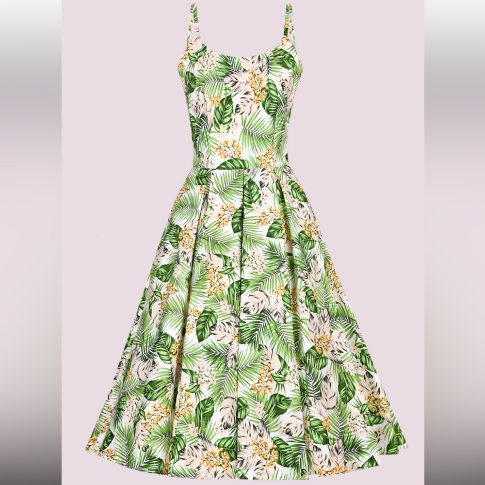 Green Hawaiian Print Dress